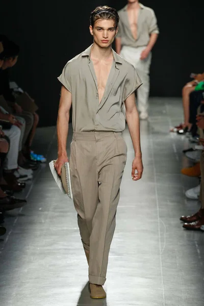 Look 41